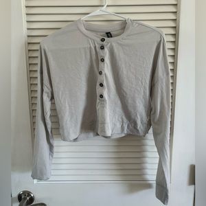 Vuori Avalon Henley Button Crop Top Grey/White Extra Small
